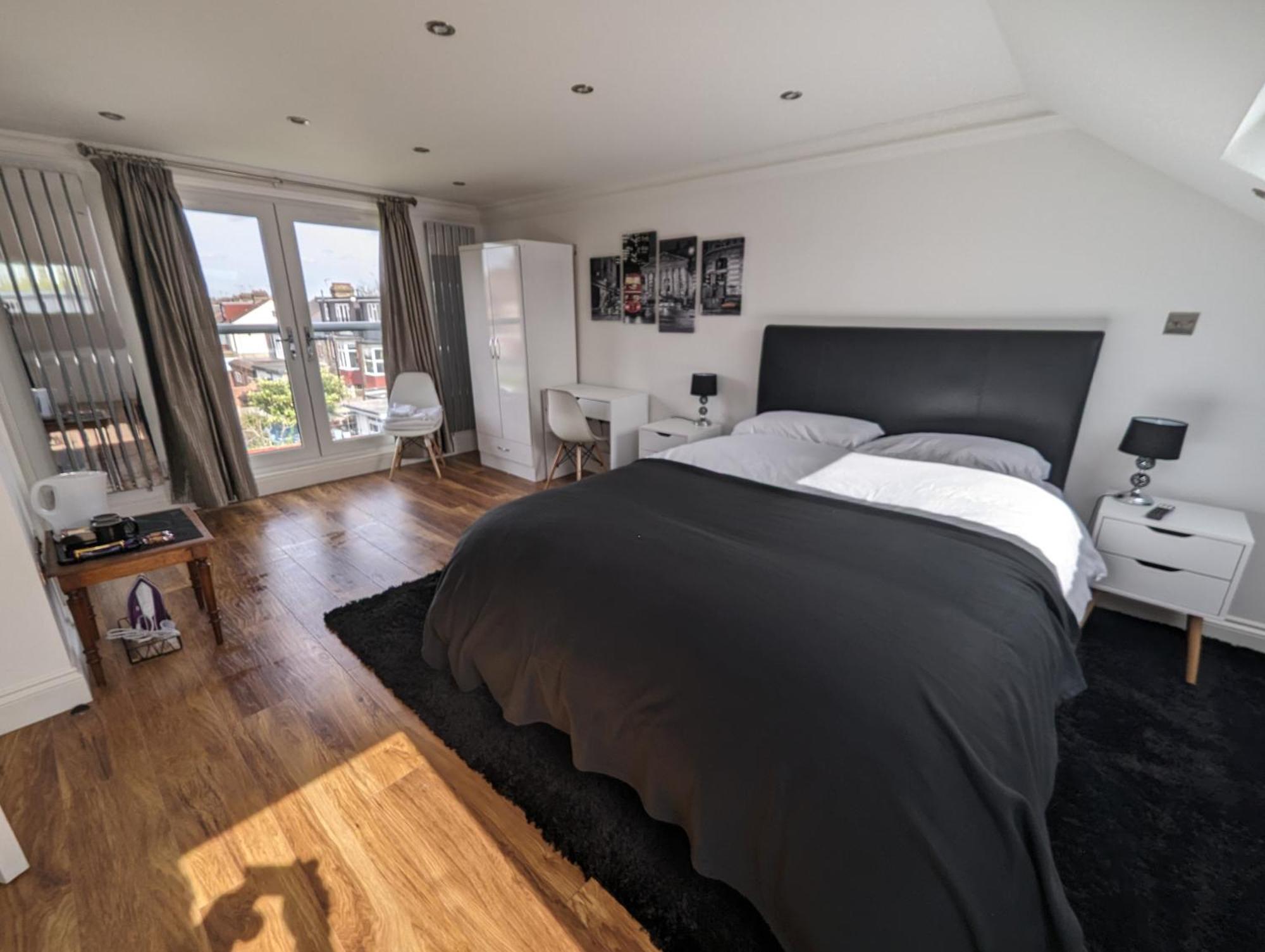 Luxury Hotel Rooms Palmers Green Exterior foto